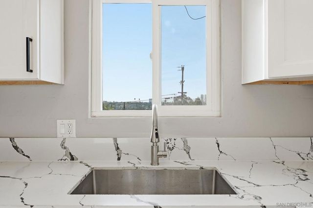 204 12 S Pardee, San Diego, CA 92113