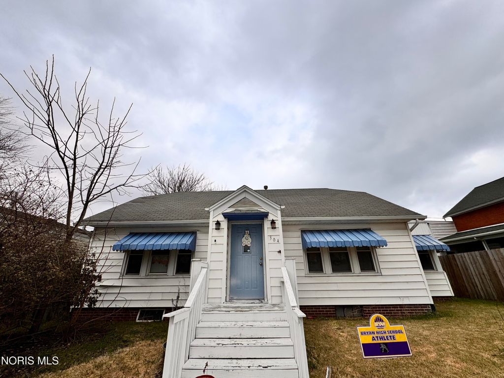 304 Hopkins Street, Defiance, OH 43512