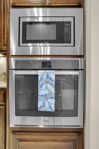 2109 Pinnacle Drive, Weatherford, OK 73096