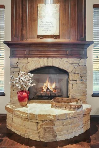 2109 Pinnacle Drive, Weatherford, OK 73096