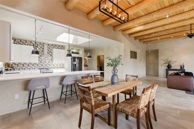32 Calle Lemita, Santa Fe, NM 87507