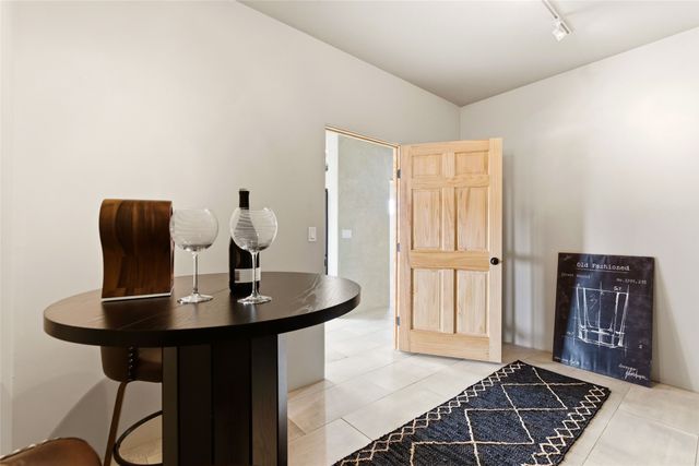 32 Calle Lemita, Santa Fe, NM 87507