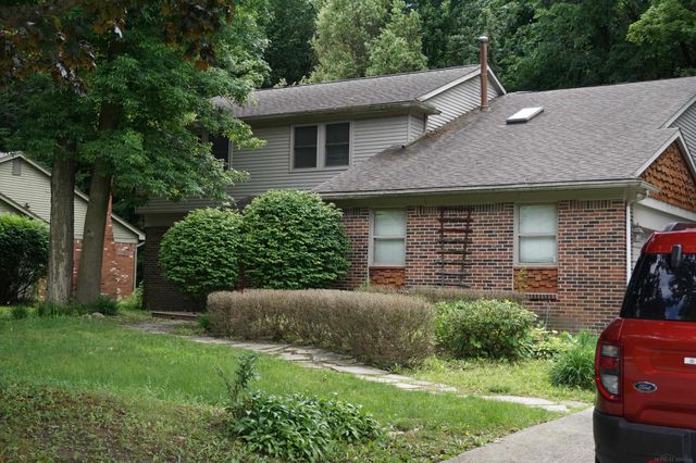 34711 Valley Forge Drive, Farmington, MI 48331