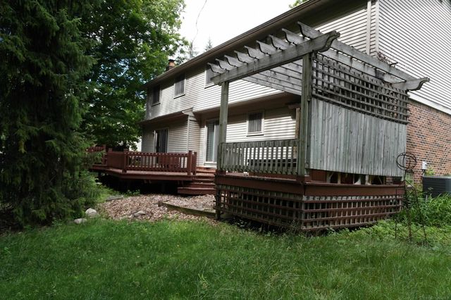 34711 Valley Forge Drive, Farmington, MI 48331