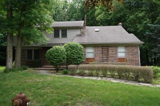 34711 Valley Forge Drive, Farmington, MI 48331