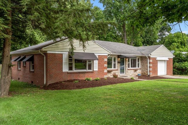 2333 Southview Drive, Lexington, KY 40503