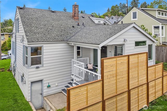 347 NW 52nd Street, Seattle, WA 98107