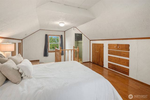 347 NW 52nd Street, Seattle, WA 98107