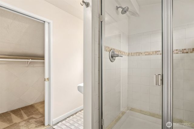 347 NW 52nd Street, Seattle, WA 98107