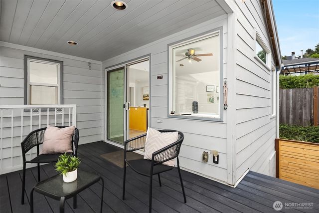 347 NW 52nd Street, Seattle, WA 98107