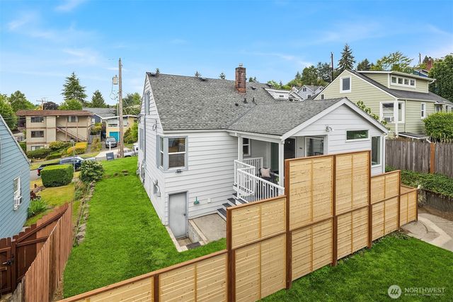 347 NW 52nd Street, Seattle, WA 98107