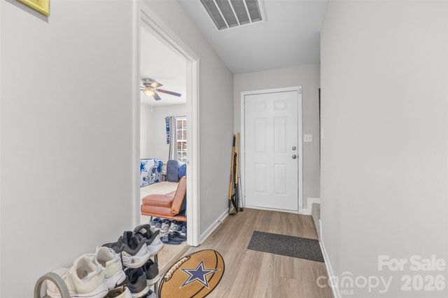 5413 Esther Lane, Charlotte, NC 28214