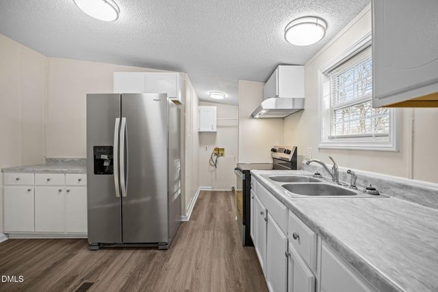 91 Pine Ridge Trail, Henderson, NC 27537