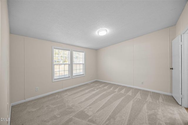 91 Pine Ridge Trail, Henderson, NC 27537