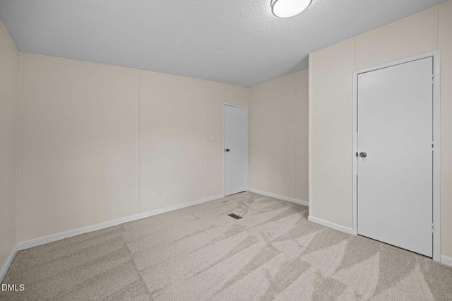 91 Pine Ridge Trail, Henderson, NC 27537