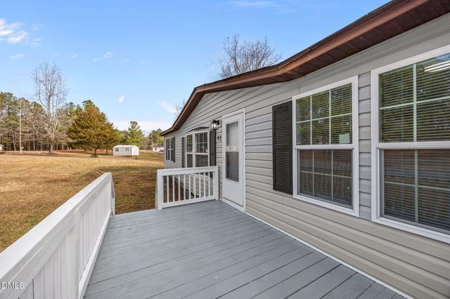 91 Pine Ridge Trail, Henderson, NC 27537