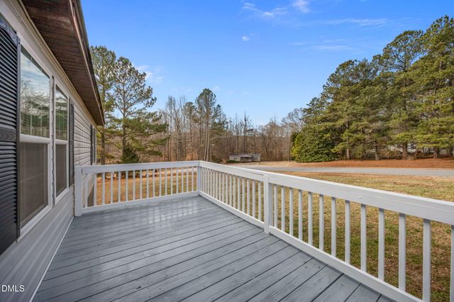 91 Pine Ridge Trail, Henderson, NC 27537