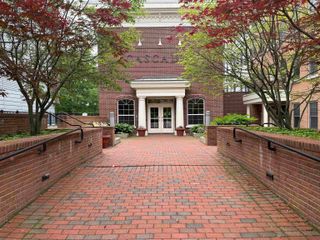 60 Winooski Falls Way Unit 1217, Winooski, VT 05404