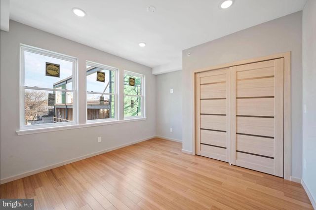 911 W DAUPHIN ST, Philadelphia, PA 19133