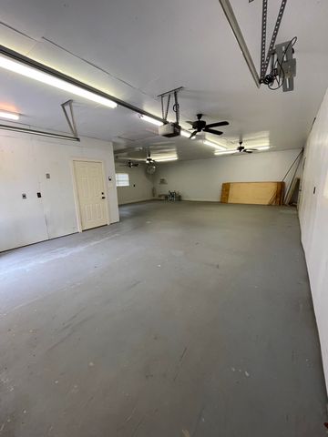 281 Norwood Dr, Schriever, LA 70395