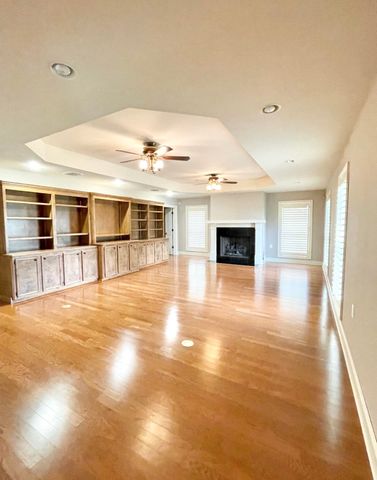 281 Norwood Dr, Schriever, LA 70395