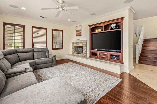 10562 Aspen Gln, Escondido, CA 92026