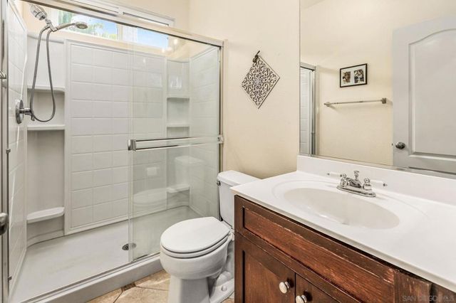 10562 Aspen Gln, Escondido, CA 92026