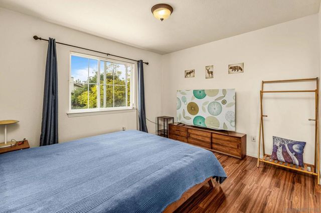 10562 Aspen Gln, Escondido, CA 92026