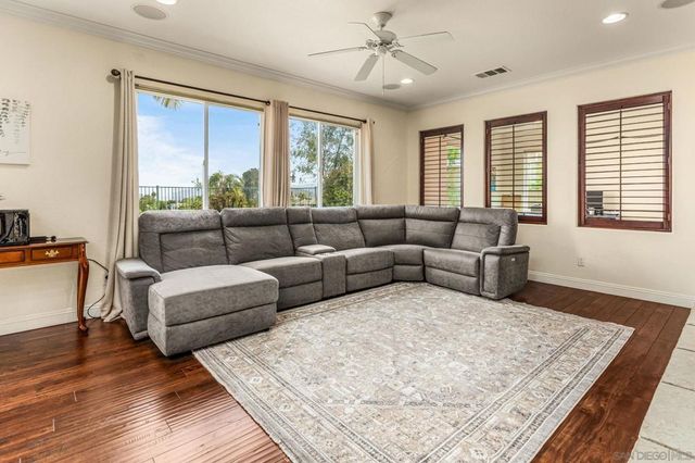 10562 Aspen Gln, Escondido, CA 92026