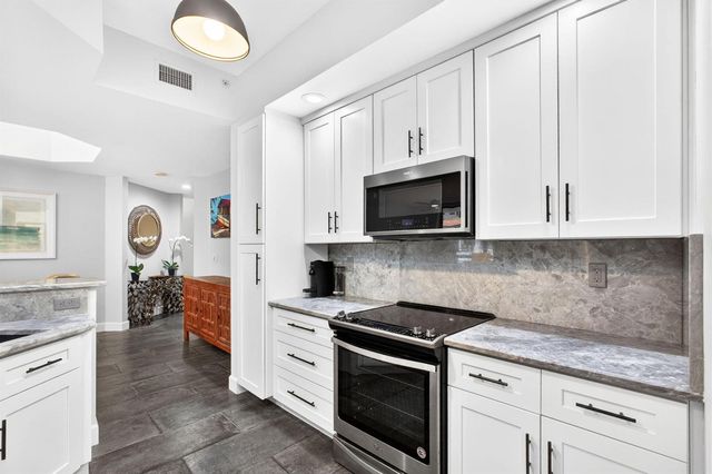 801 S Olive Avenue 614, West Palm Beach, FL 33401