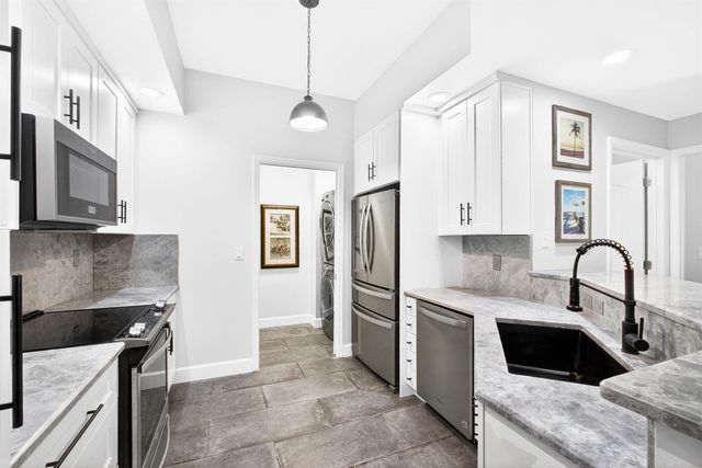 801 S Olive Avenue 614, West Palm Beach, FL 33401