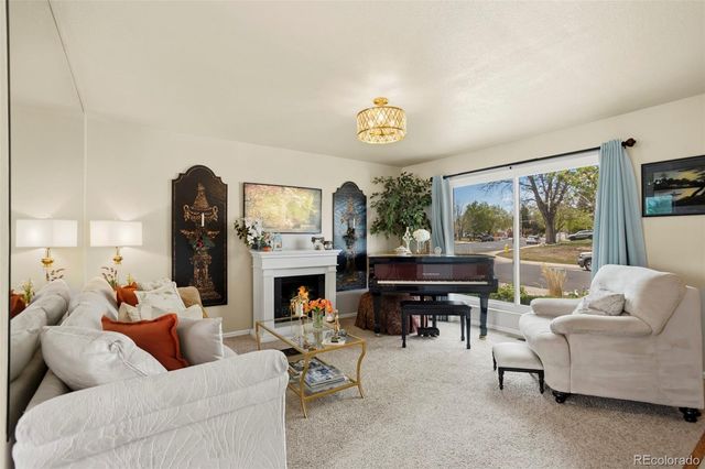 1494 S Helena Circle, Aurora, CO 80017