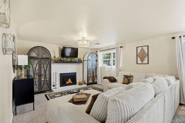 1494 S Helena Circle, Aurora, CO 80017