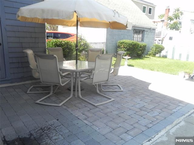 58 MARSHALL AVE, Little Ferry, NJ 07643