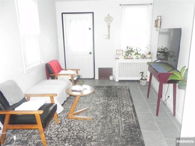 58 MARSHALL AVE, Little Ferry, NJ 07643