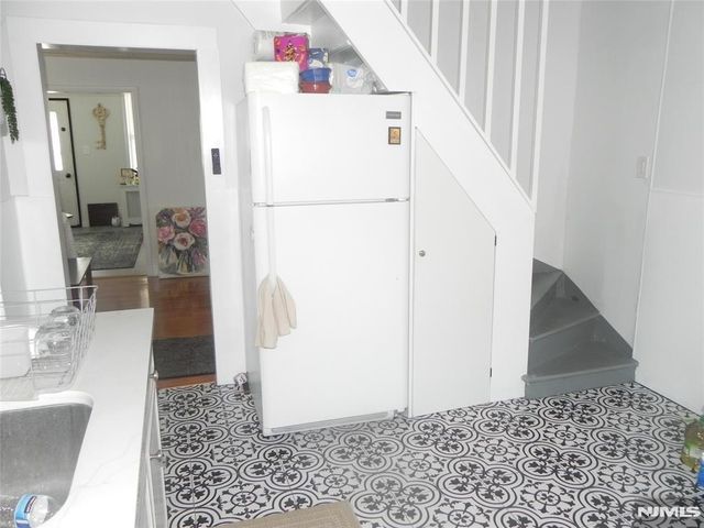 58 MARSHALL AVE, Little Ferry, NJ 07643