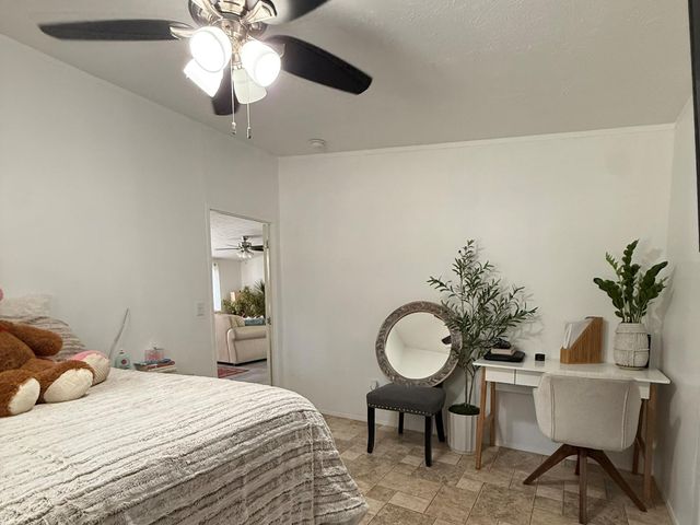 97 White Sands Drive, Kingwood, TX 77339