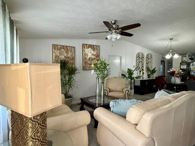 97 White Sands Drive, Kingwood, TX 77339