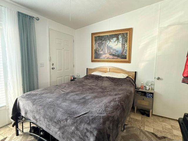 97 White Sands Drive, Kingwood, TX 77339