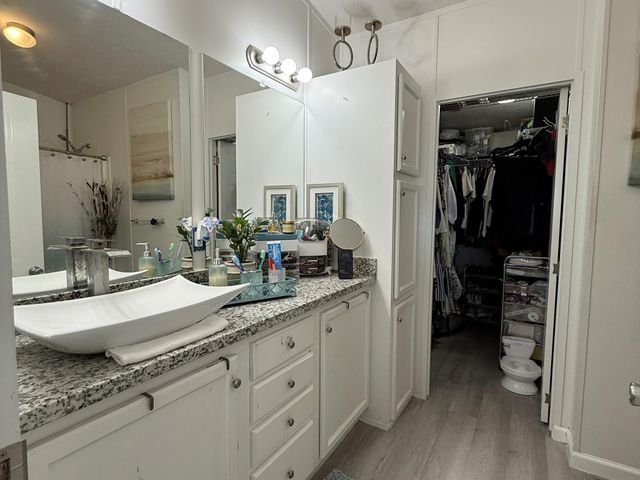 97 White Sands Drive, Kingwood, TX 77339