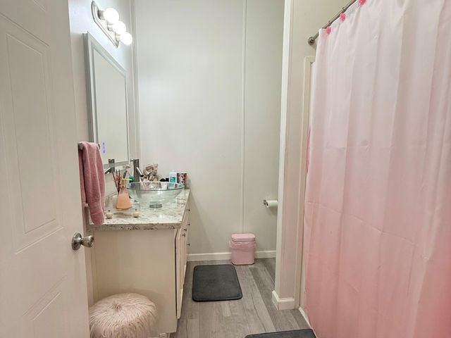 97 White Sands Drive, Kingwood, TX 77339