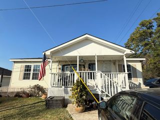 97 White Sands Drive, Kingwood, TX 77339