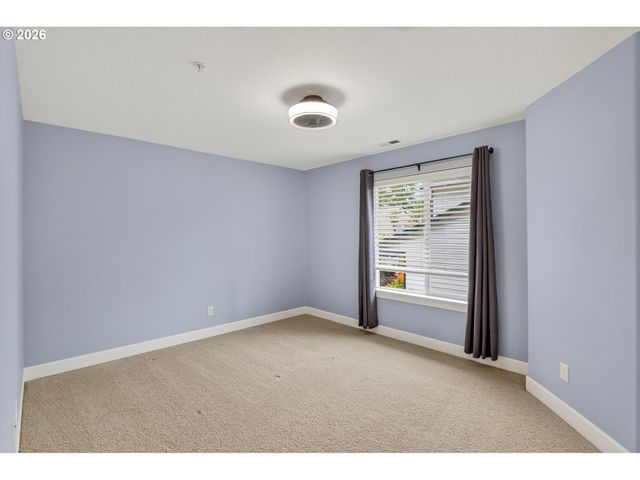 15067 ARMEL Dr, Oregon City, OR 97045