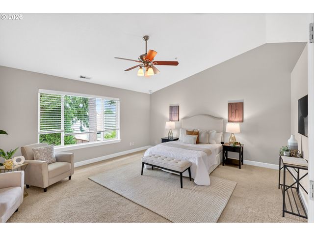 15067 ARMEL Dr, Oregon City, OR 97045