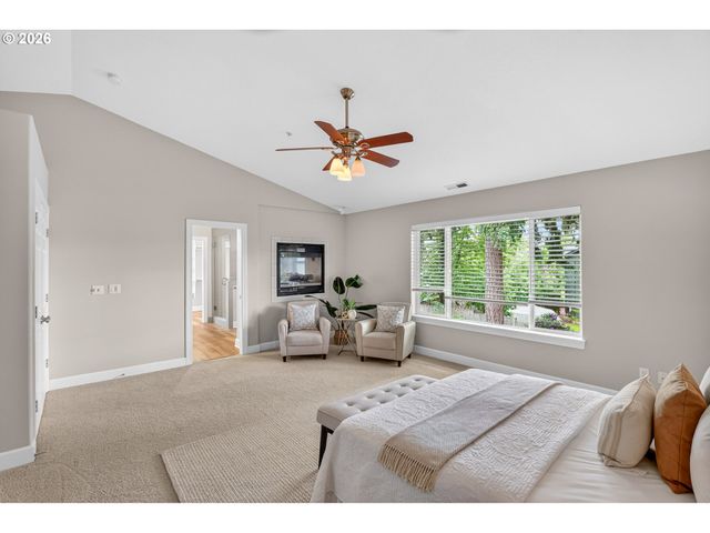 15067 ARMEL Dr, Oregon City, OR 97045