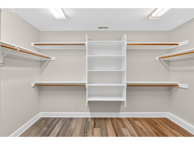 15067 ARMEL Dr, Oregon City, OR 97045
