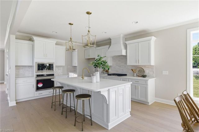 3106 Pasture View Drive, Summerfield, NC 27358