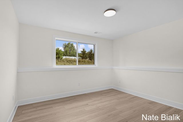 564 Sun Vale Lane, Grandville, MI 49418