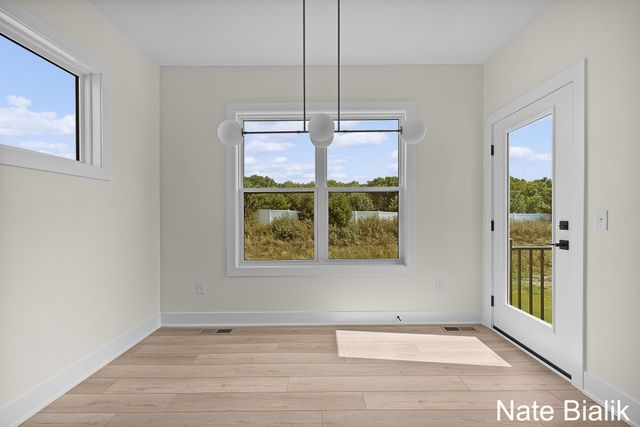 564 Sun Vale Lane, Grandville, MI 49418