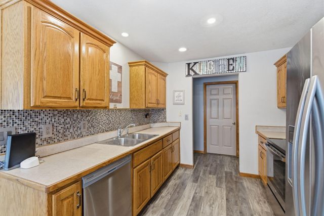 4052 W Leisa Street, Springfield, MO 65807